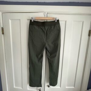 Athleta Cosmic Kick Flare Pant NEW Olive Size 10
